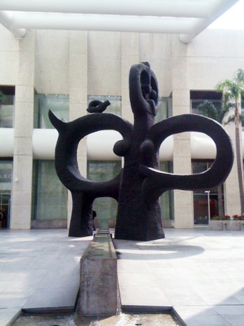2. Dafne (Edificio Arcos Bosques).jpg