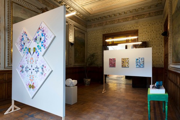 3. Espacio de exhibición Galería kurimanzutto.jpg