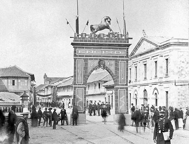 Arco_del_triunfo_1895.jpg