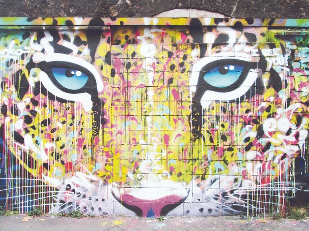 1.Mural gato París.jpg
