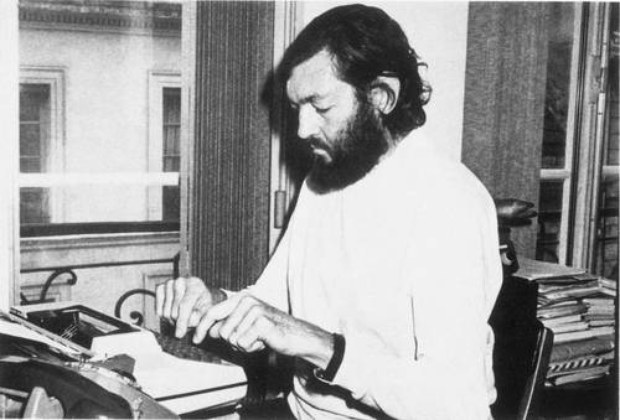 Cortázar.jpg