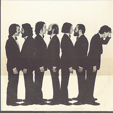 LES LUTHIERS-Vol 3-03-Tapa con la solapa levantada.jpg
