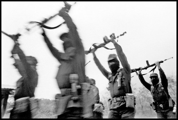 Entrenamiento Zapatista_AT.jpg