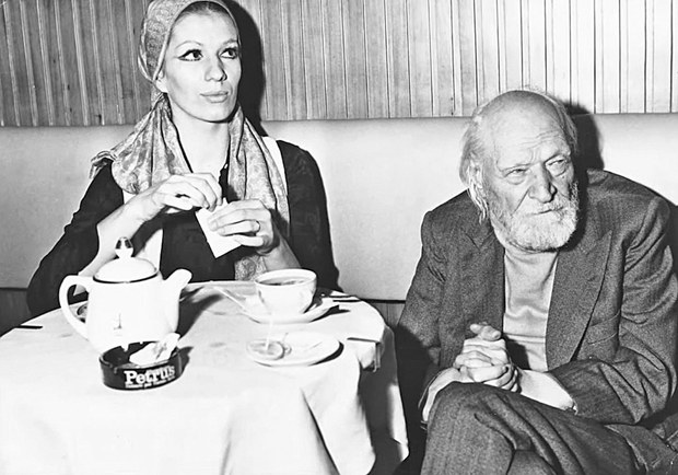 Iva-zanicchi-e-il-poeta-ungaretti.jpg