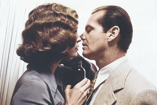 american-actors-faye-dunaway-and-jack-nicholson-on-the-set-news-photo-607403172-1560901235.jpg