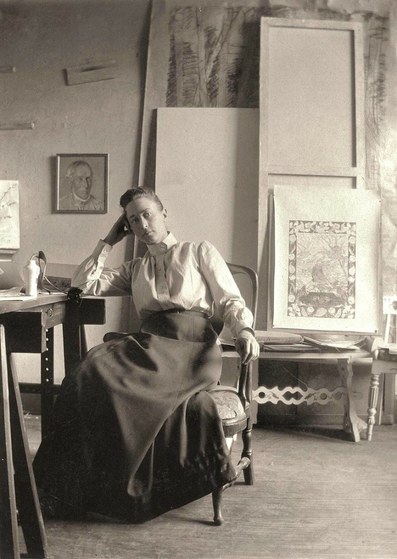 Hilma-af-Klint-uncropped.jpg